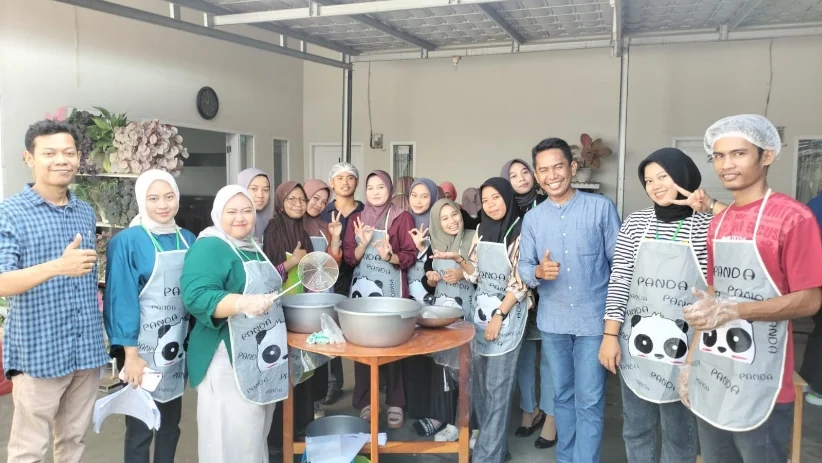 Dokumentasi kolaborasi pengembangan pakan CV Rajaza